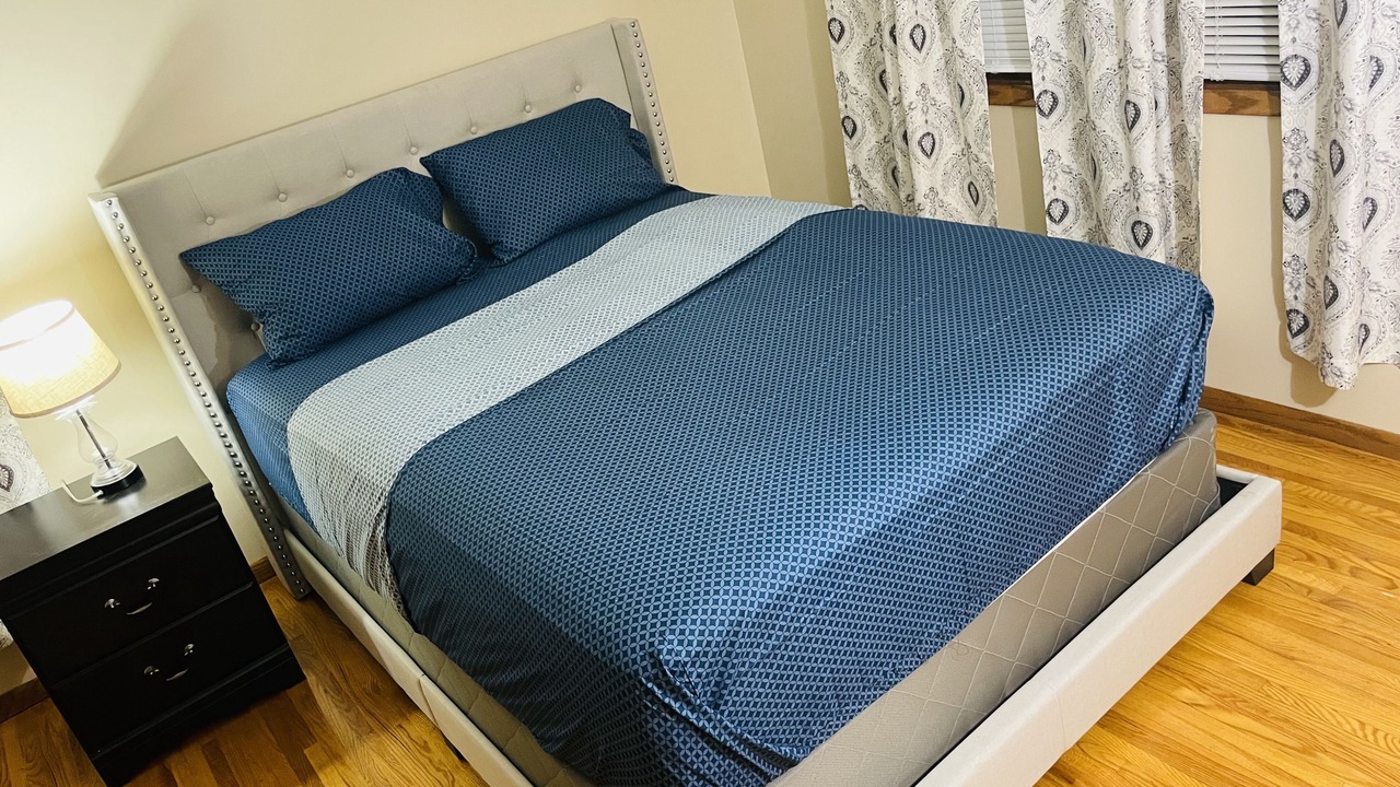 Photo of Bedroom in Burnsville