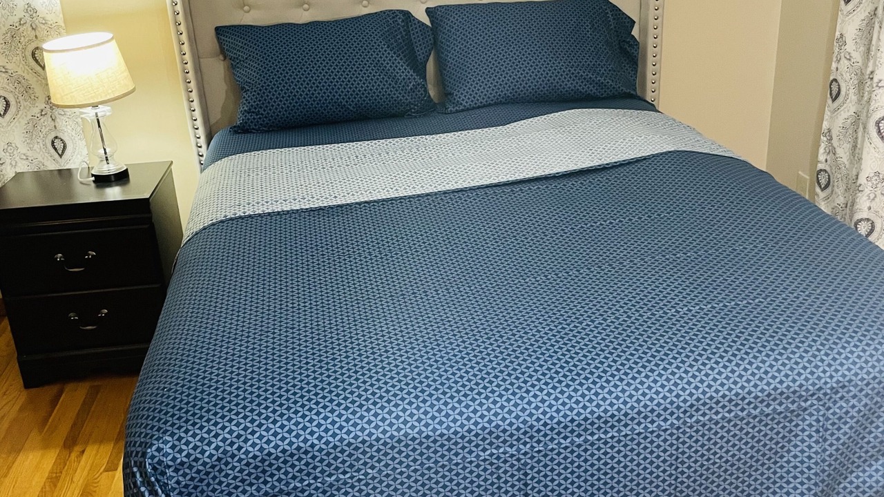 Photo of Bedroom in Burnsville