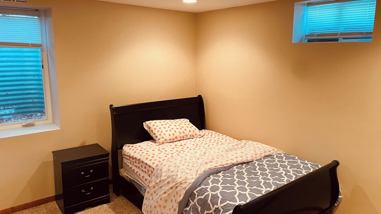 Photo of Bedroom in Burnsville