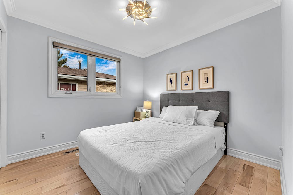 Photo of Bedroom in Erin Mills