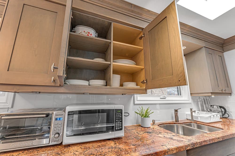 Photo of Kitchen in Erin Mills