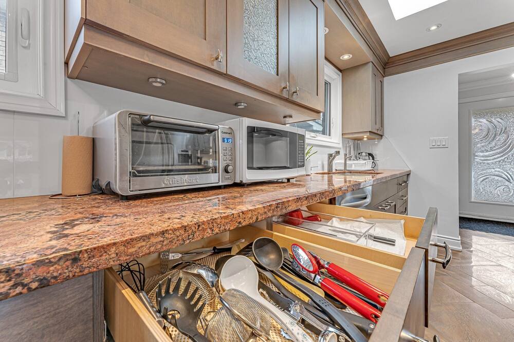Photo of Kitchen in Erin Mills