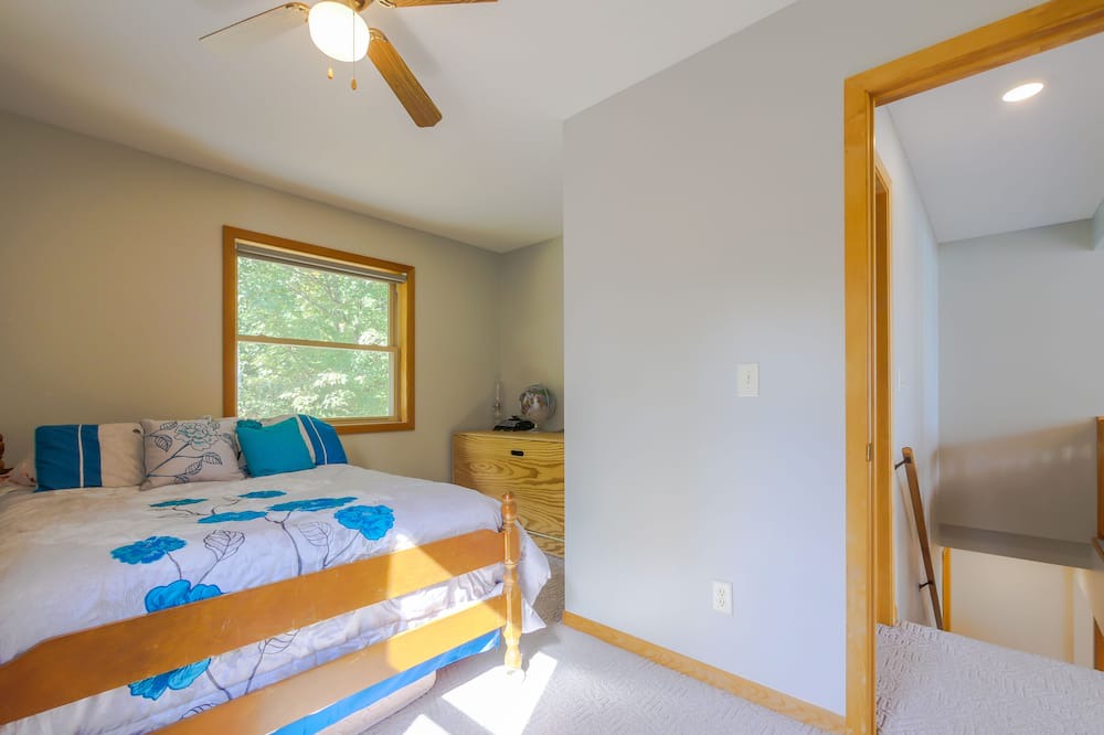 Photo of Bedroom in Miltona