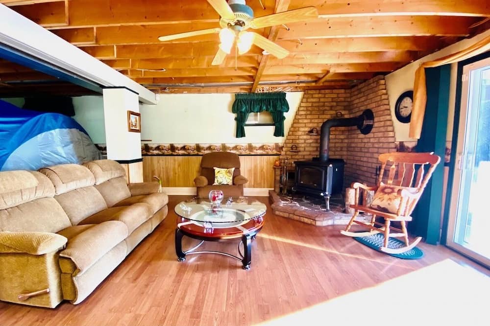 Photo of Livingroom in Tweed
