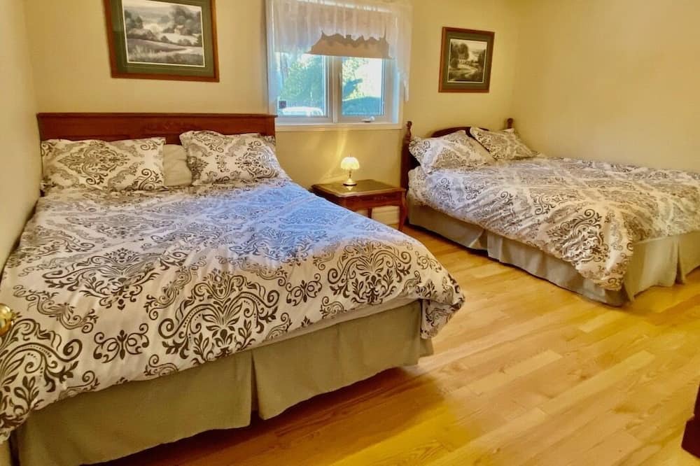 Photo of Bedroom in Tweed
