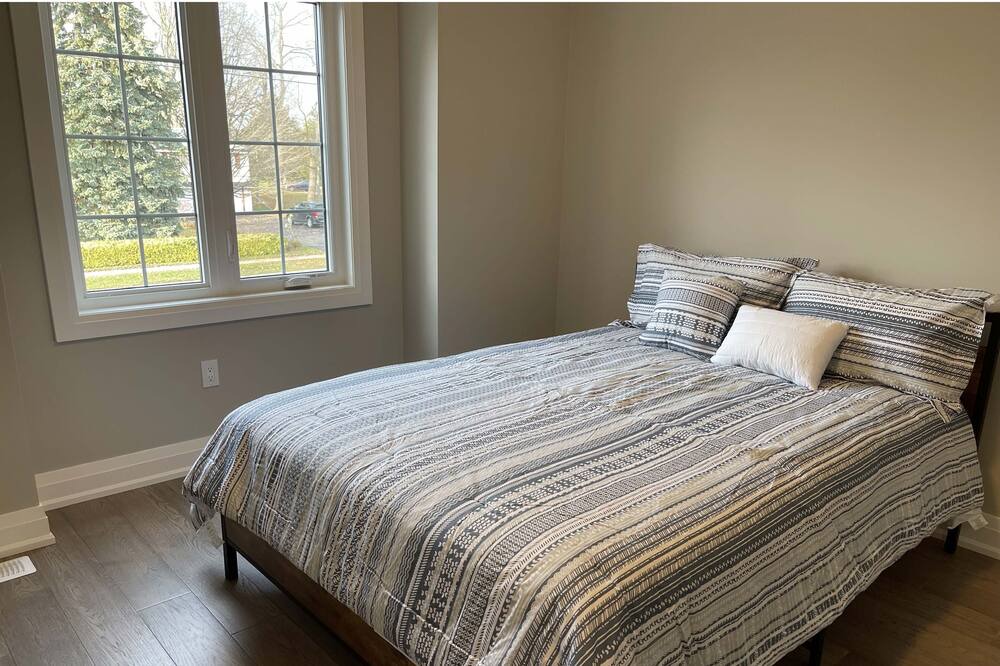 Photo of Bedroom in Durham Region