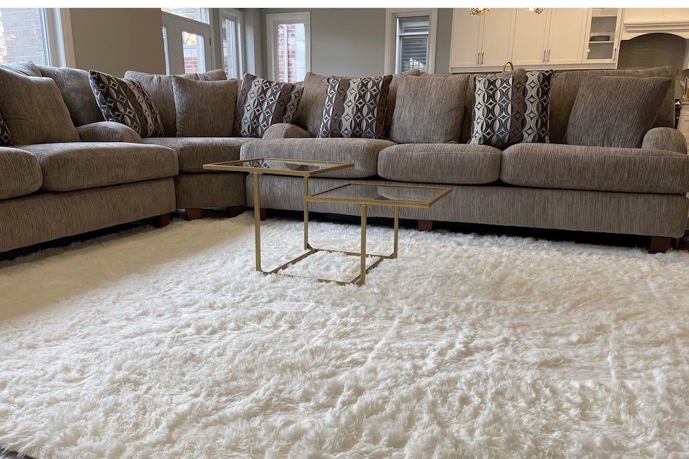 Photo of Livingroom in Durham Region
