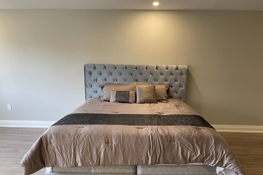 Photo of Bedroom in Durham Region