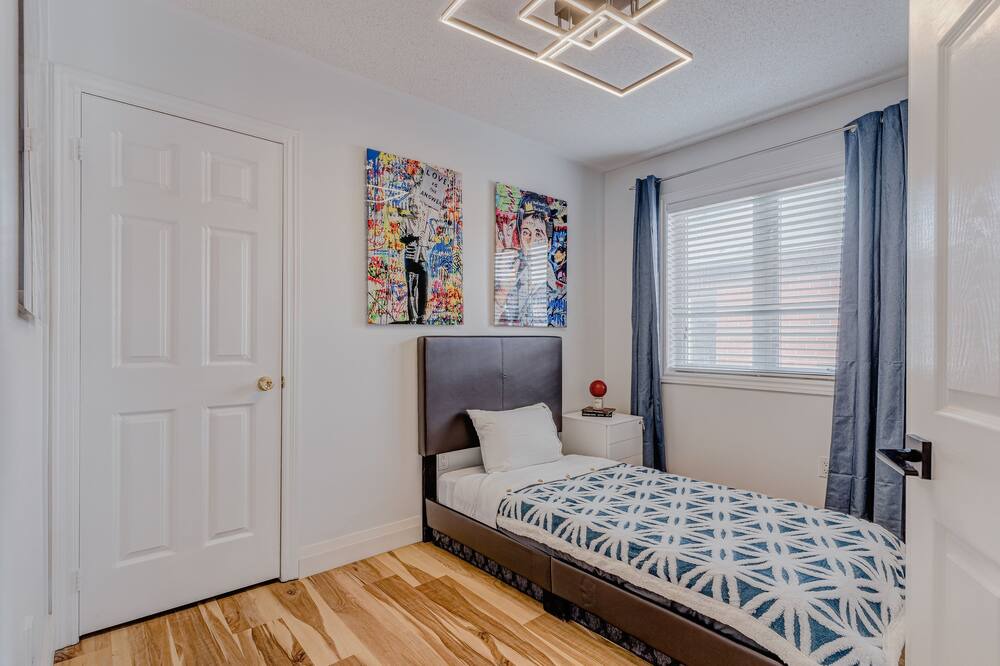Photo of Bedroom in Schomberg