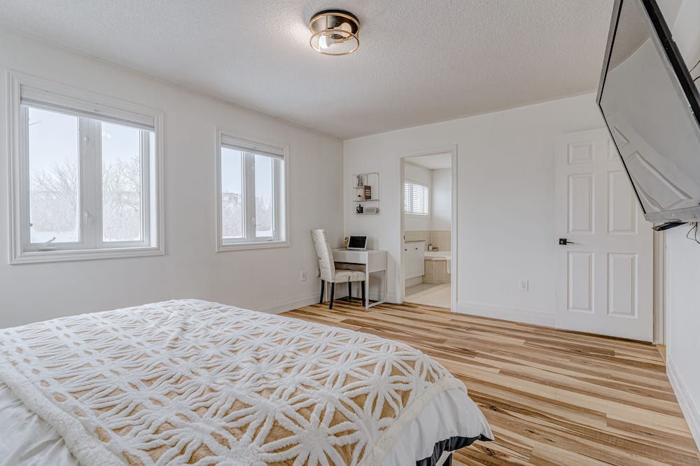 Photo of Bedroom in Schomberg