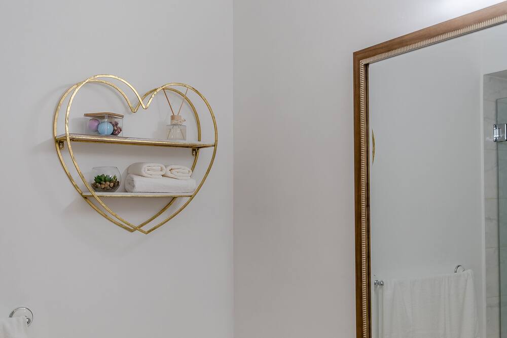 Photo of Bathroom in Schomberg