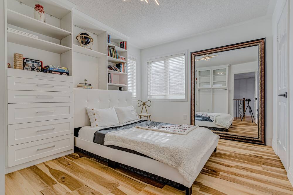 Photo of Bedroom in Schomberg