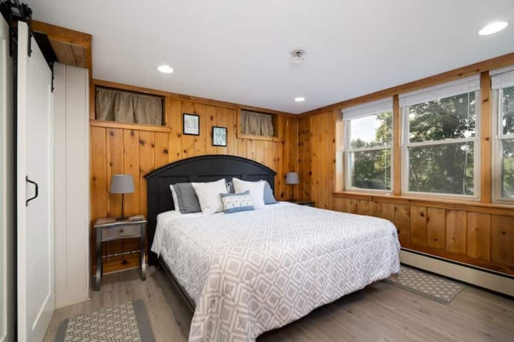 Photo of Bedroom in Champlin