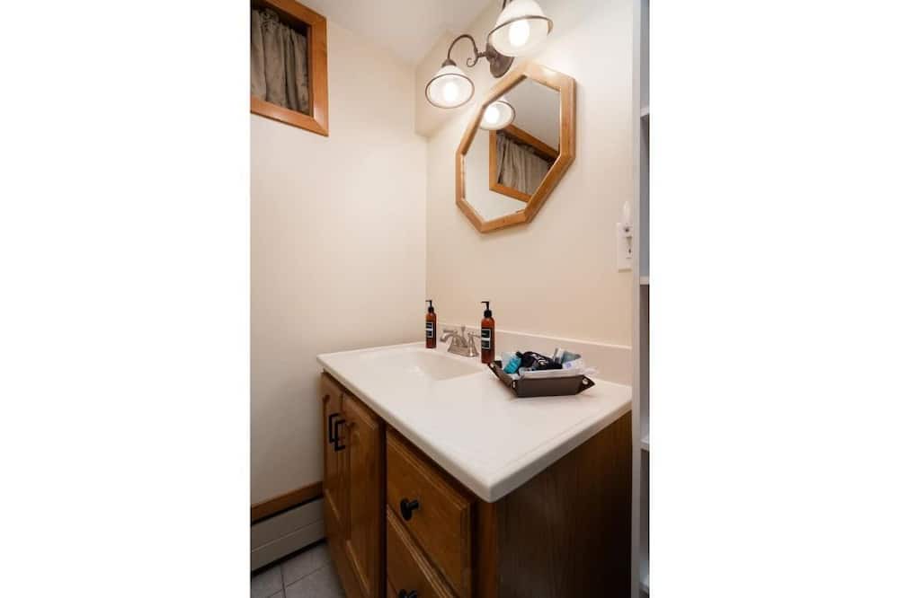 Photo of Bathroom in Champlin