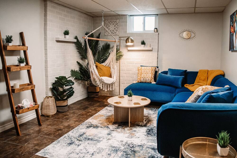 Photo of Livingroom in Timmins