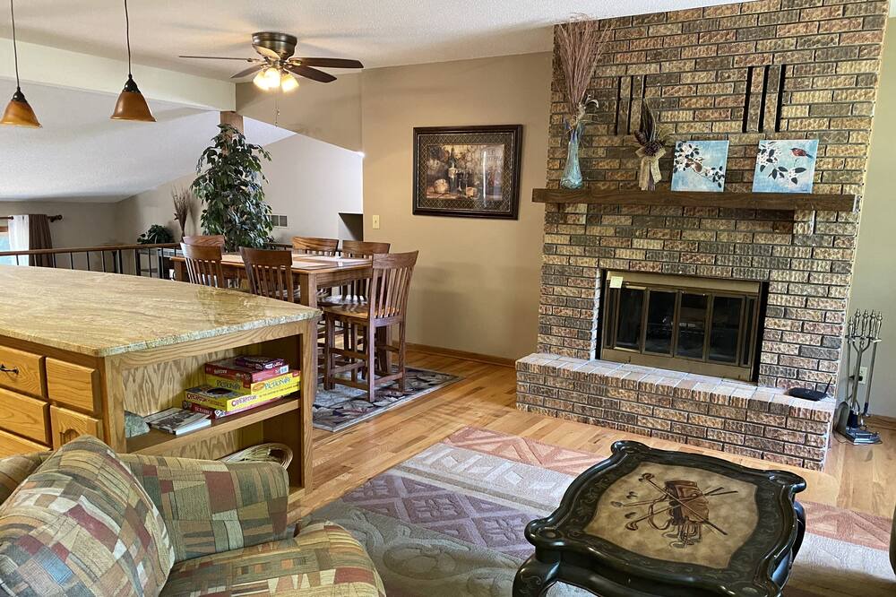 Photo of Livingroom in Lake Elmo