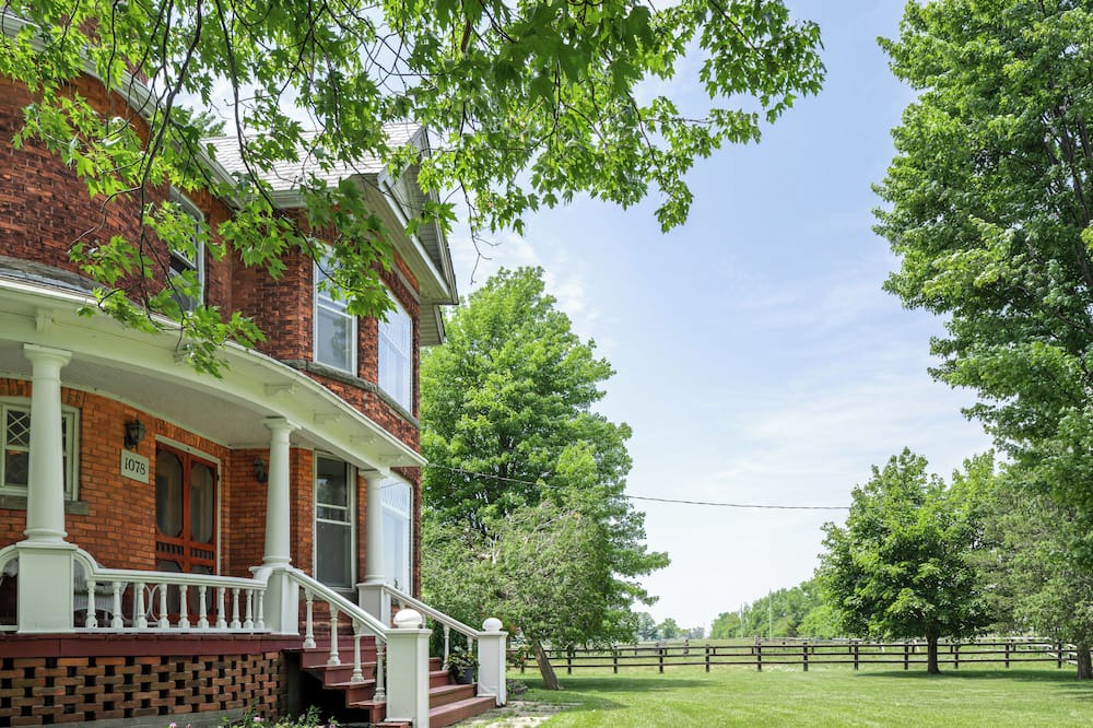 Photo of Outdoor in Lakeshore