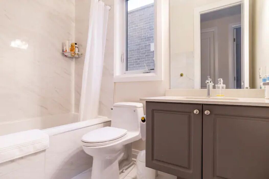 Photo of Bathroom in Thornhill