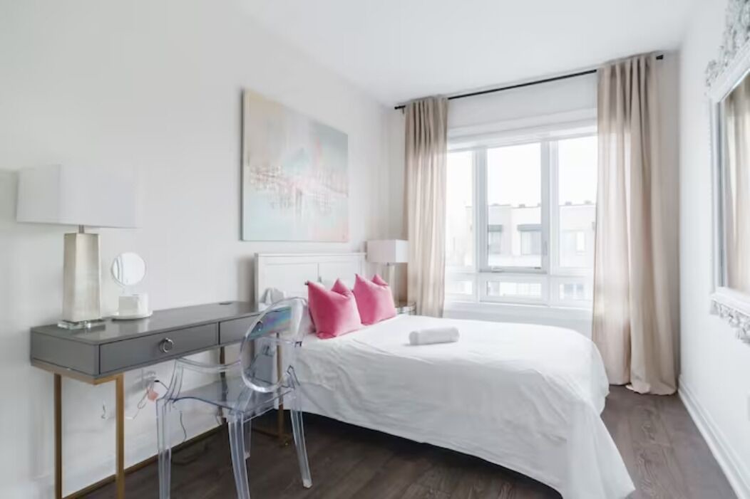 Photo of Bedroom in Thornhill