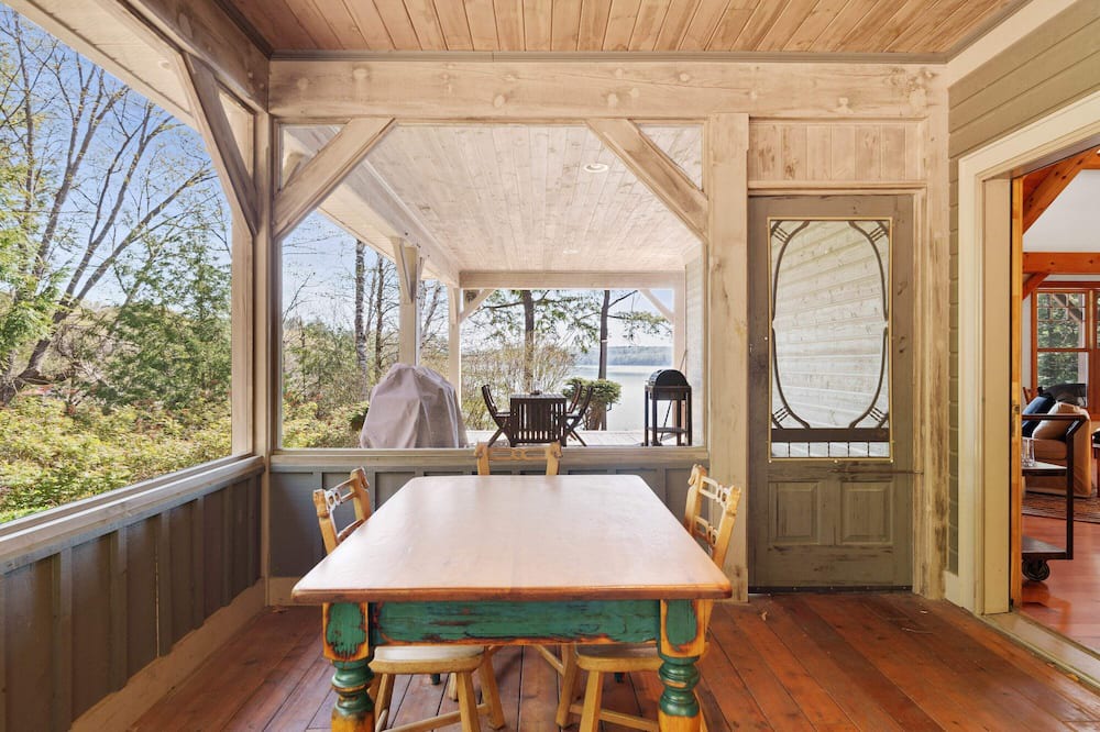 Photo of Outdoor in Utterson
