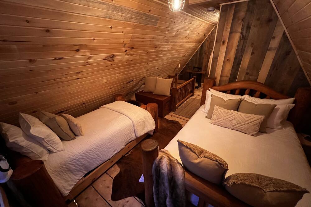 Photo of Bedroom in Rapides-des-Joachims