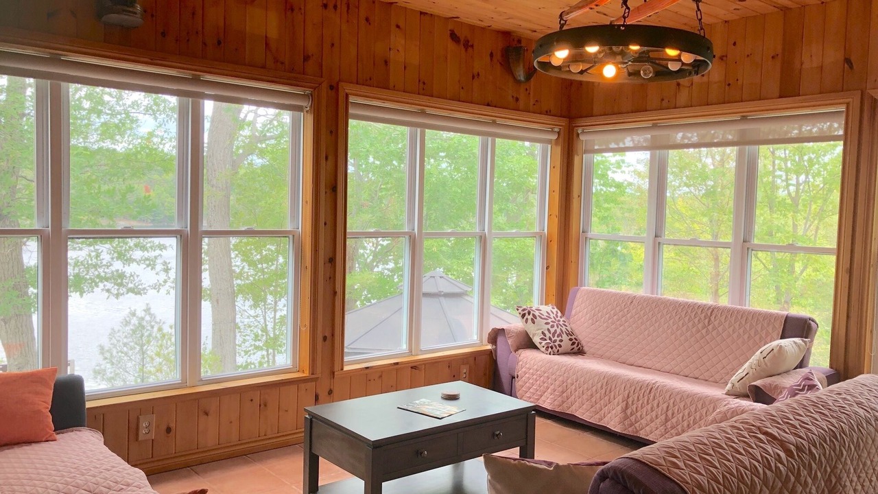 Photo of Livingroom in Jones Falls