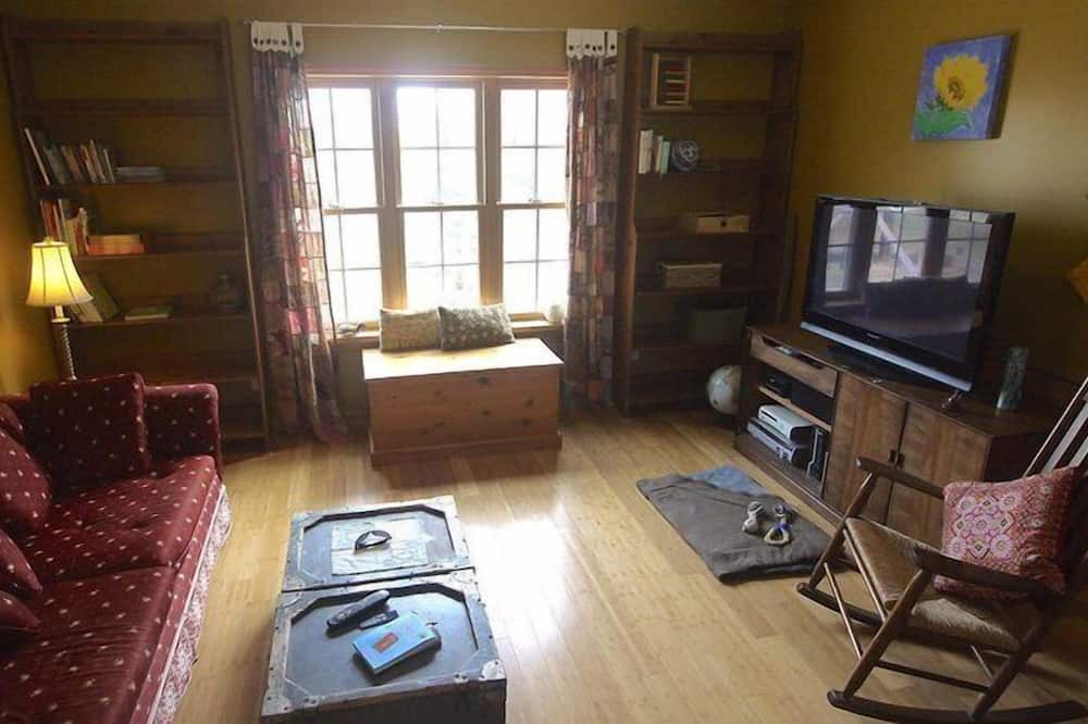 Photo of Bedroom in Rideau Lakes