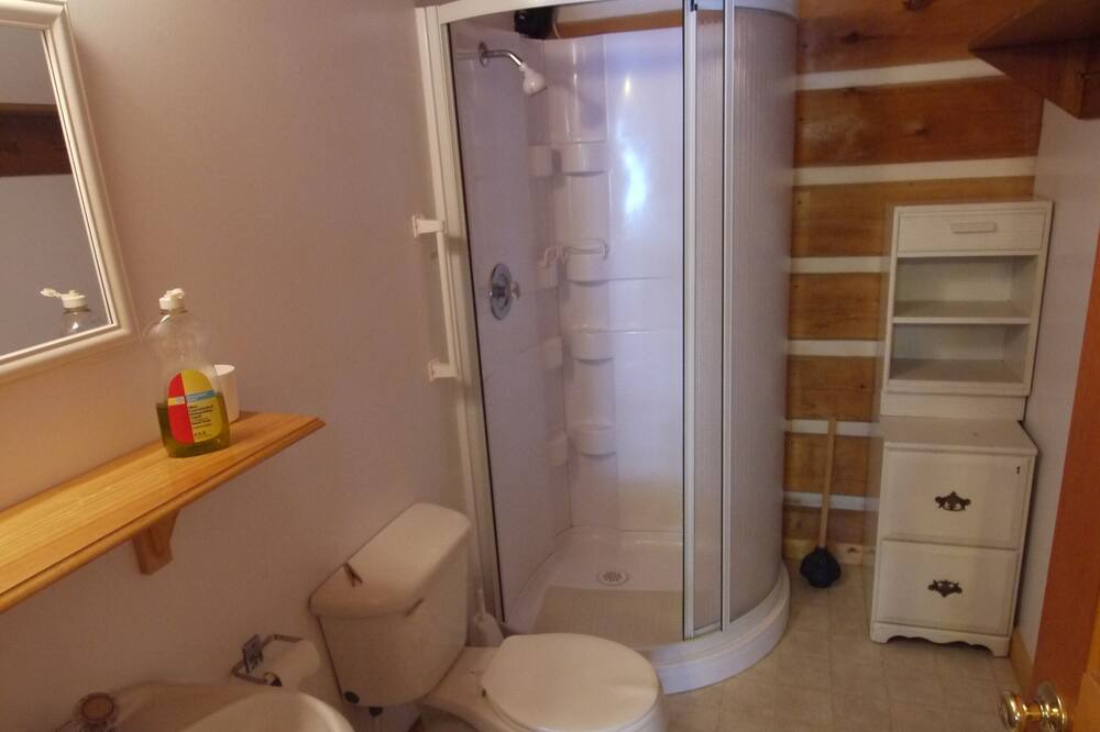 Photo of Bathroom in Rideau Lakes