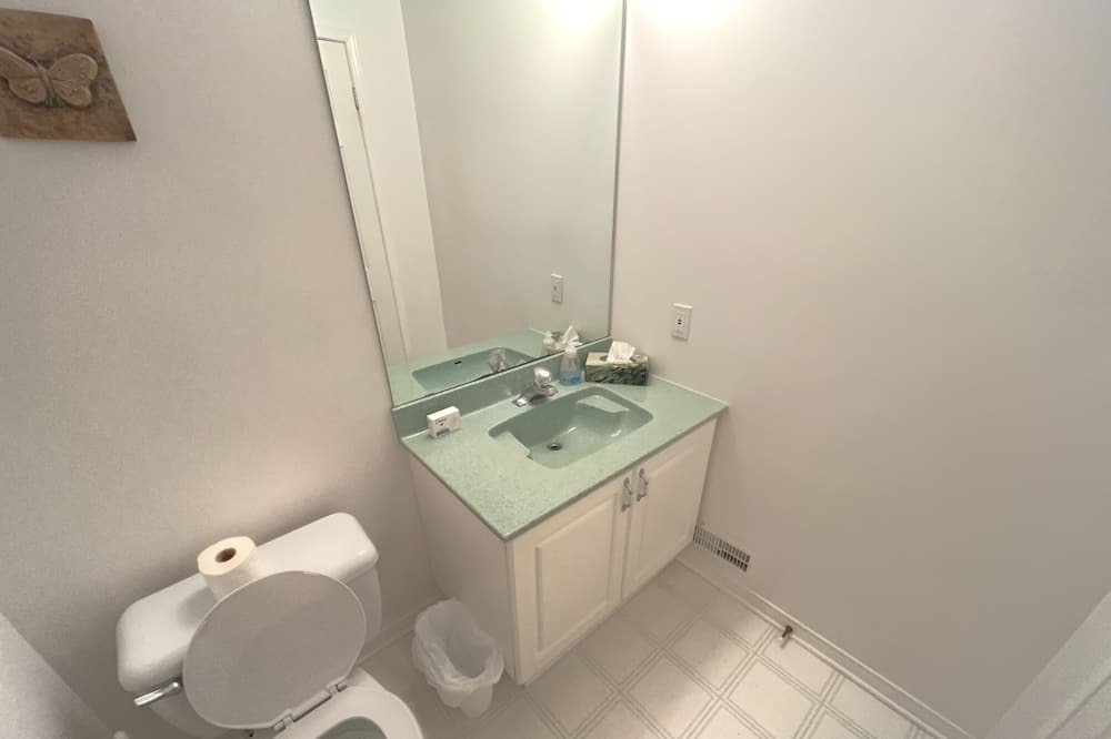 Photo of Bathroom in Rideau Lakes