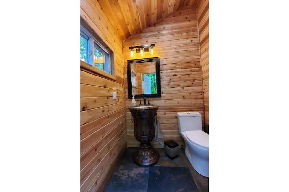 Photo of Bathroom in Tyendinaga