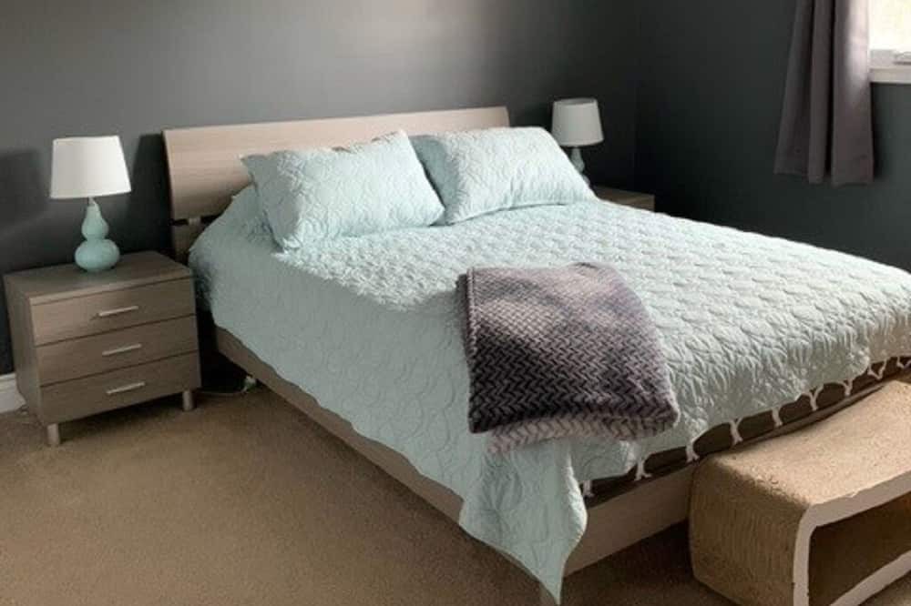 Photo of Bedroom in Courtice
