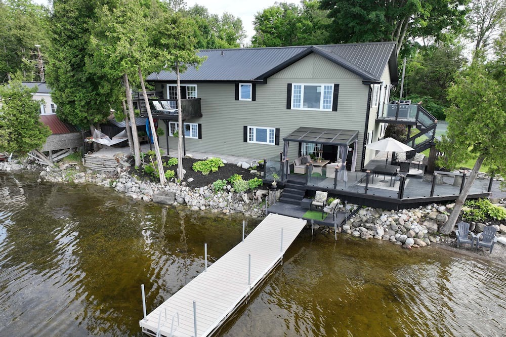 Photo of Outdoor in Erinsville