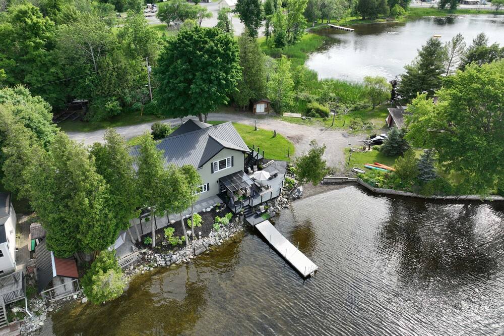 Photo of Outdoor in Erinsville