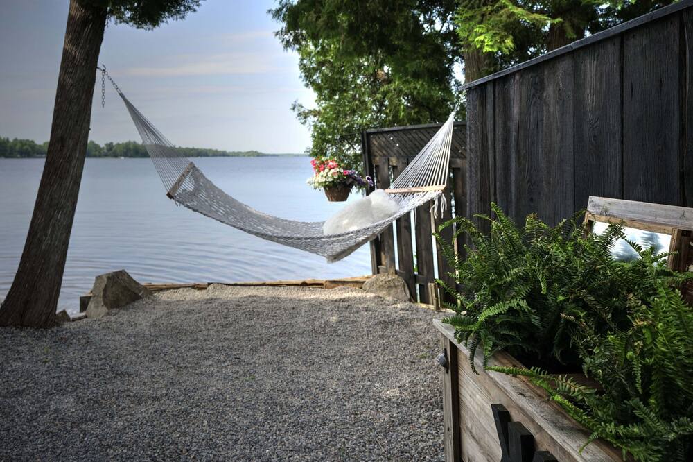 Photo of Outdoor in Erinsville