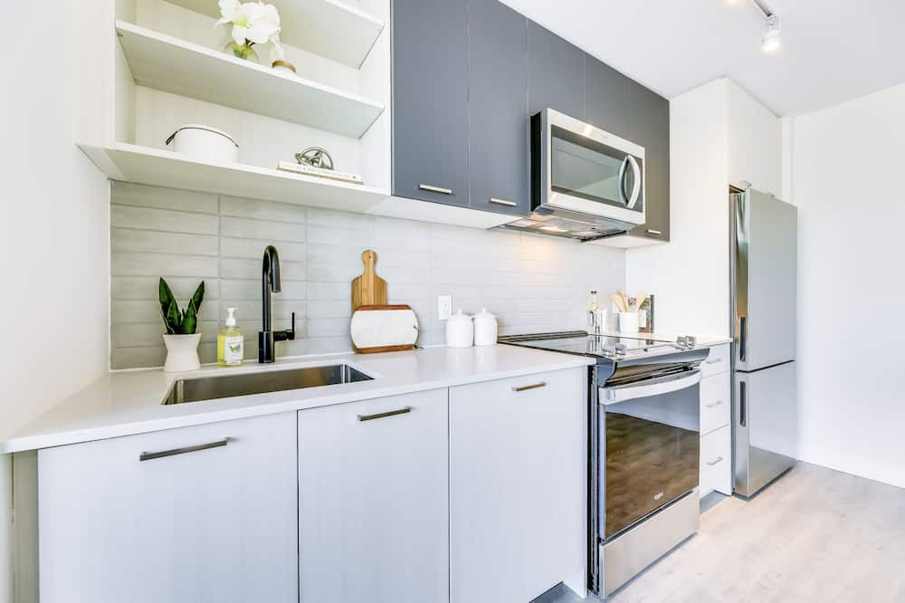 Photo of Kitchen in Harwood