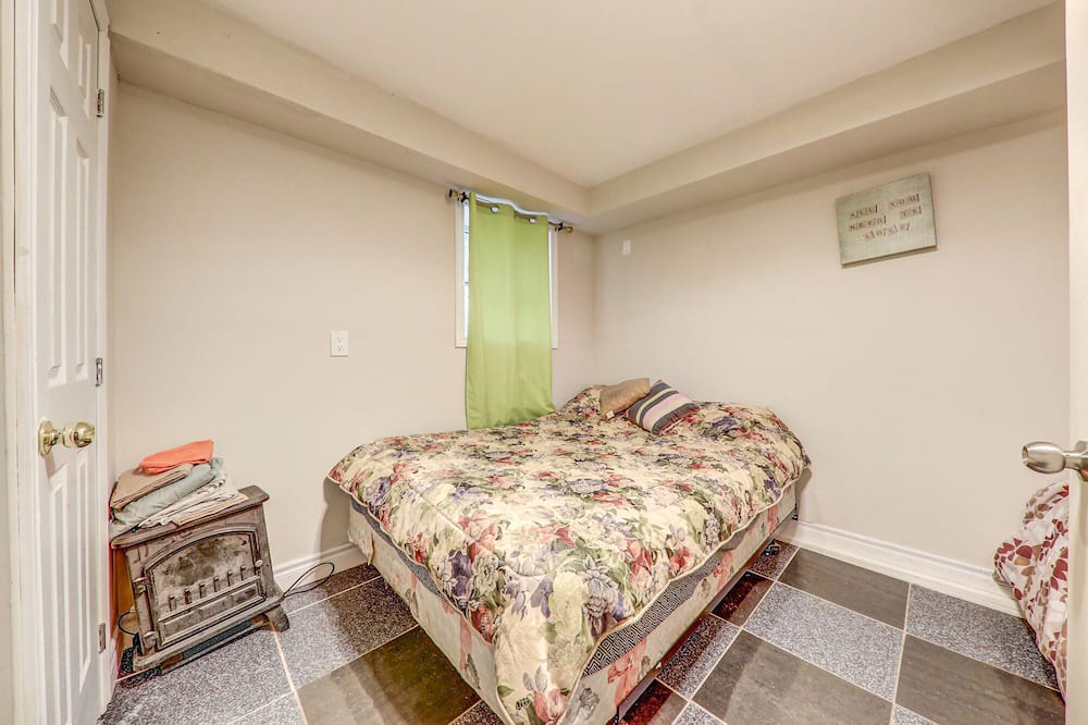 Photo of Bedroom in Janetville