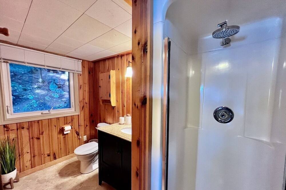 Photo of Bathroom in Catchacoma