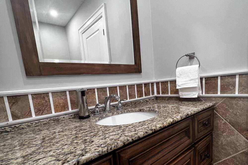 Photo of Bathroom in Bethany