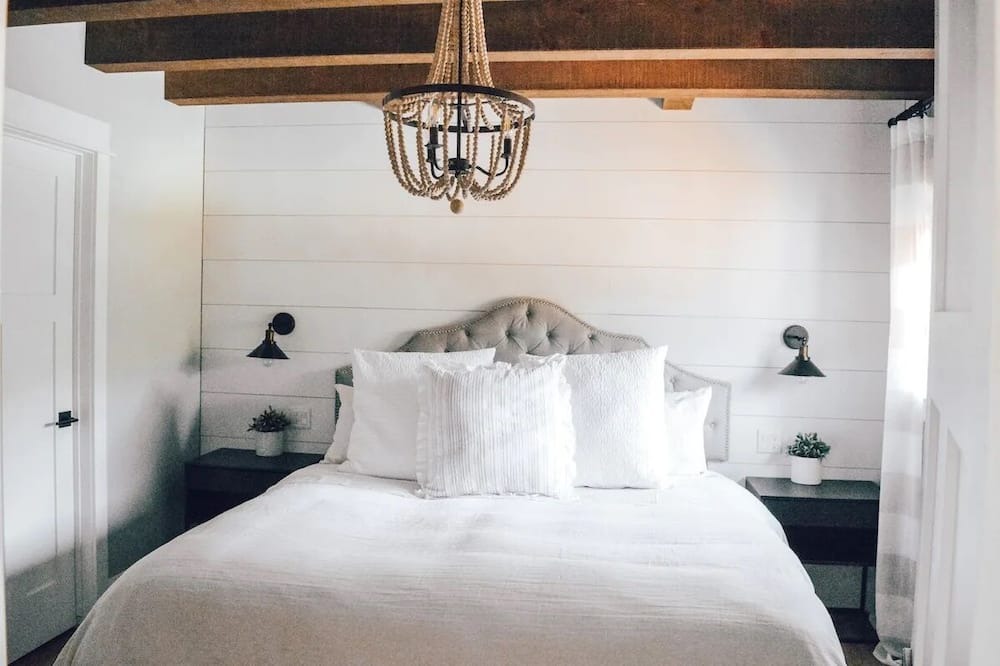 Photo of Bedroom in Bracebridge