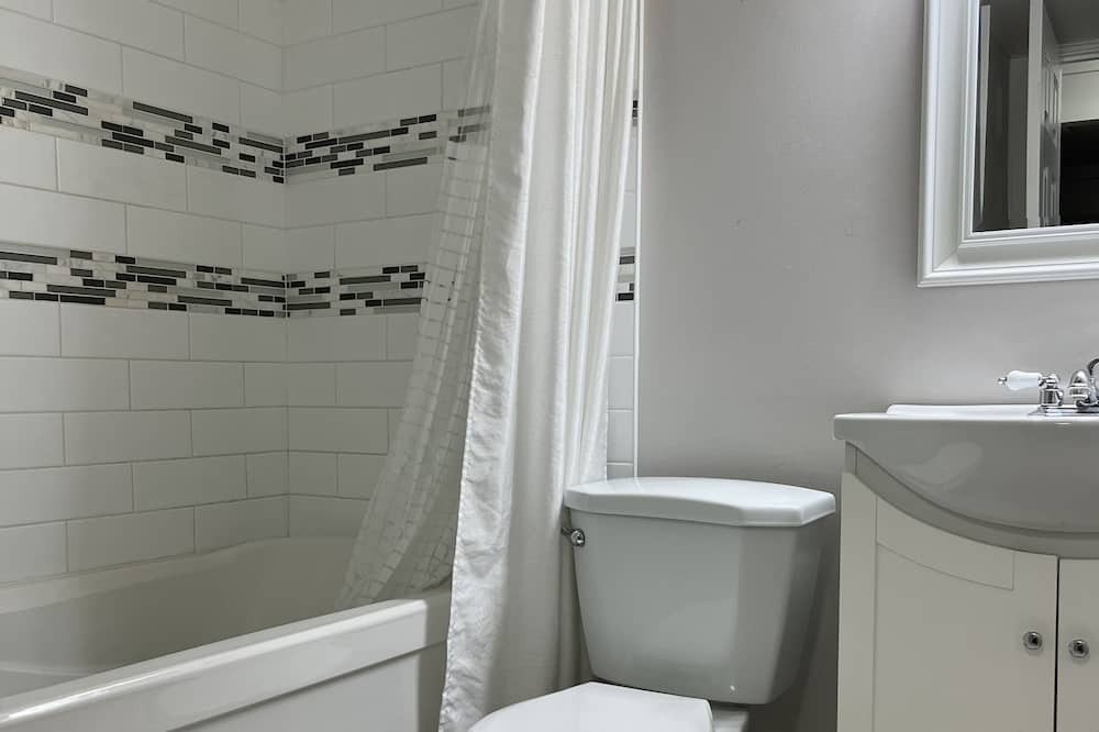 Photo of Bathroom in Erin Mills