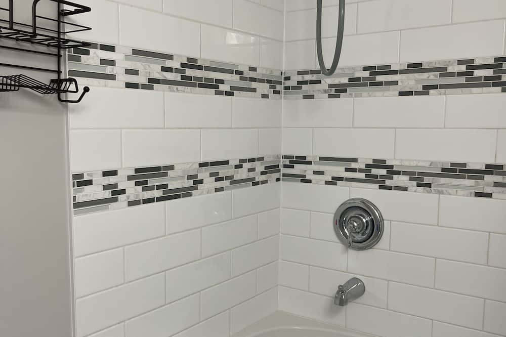 Photo of Bathroom in Erin Mills