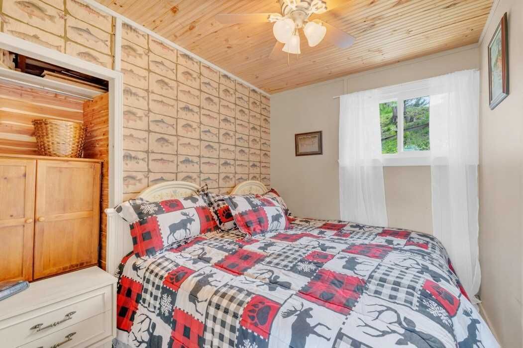 Photo of Bedroom in Centre Hastings