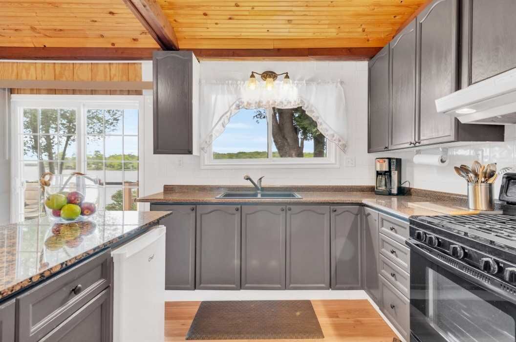Photo of Kitchen in Centre Hastings