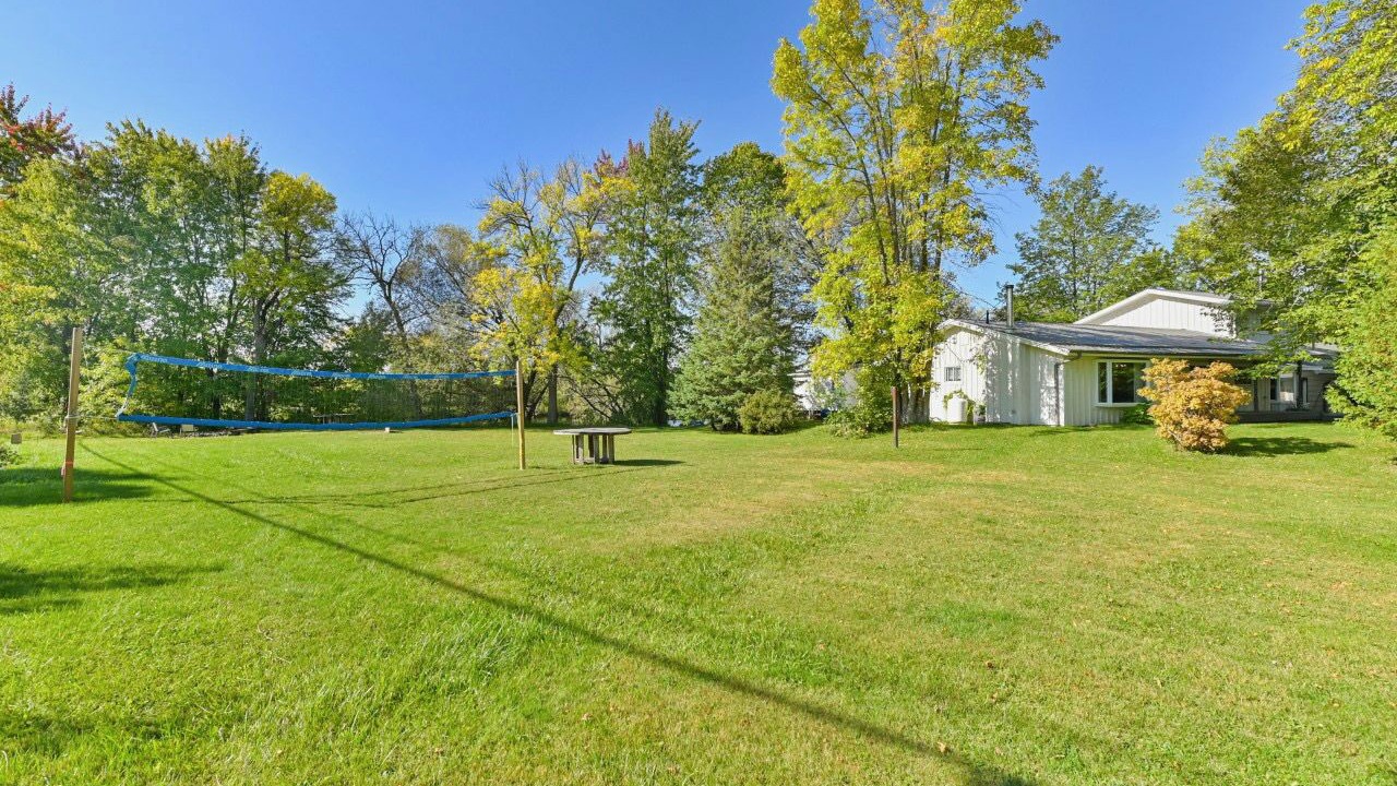 Photo of Outdoor in Tweed