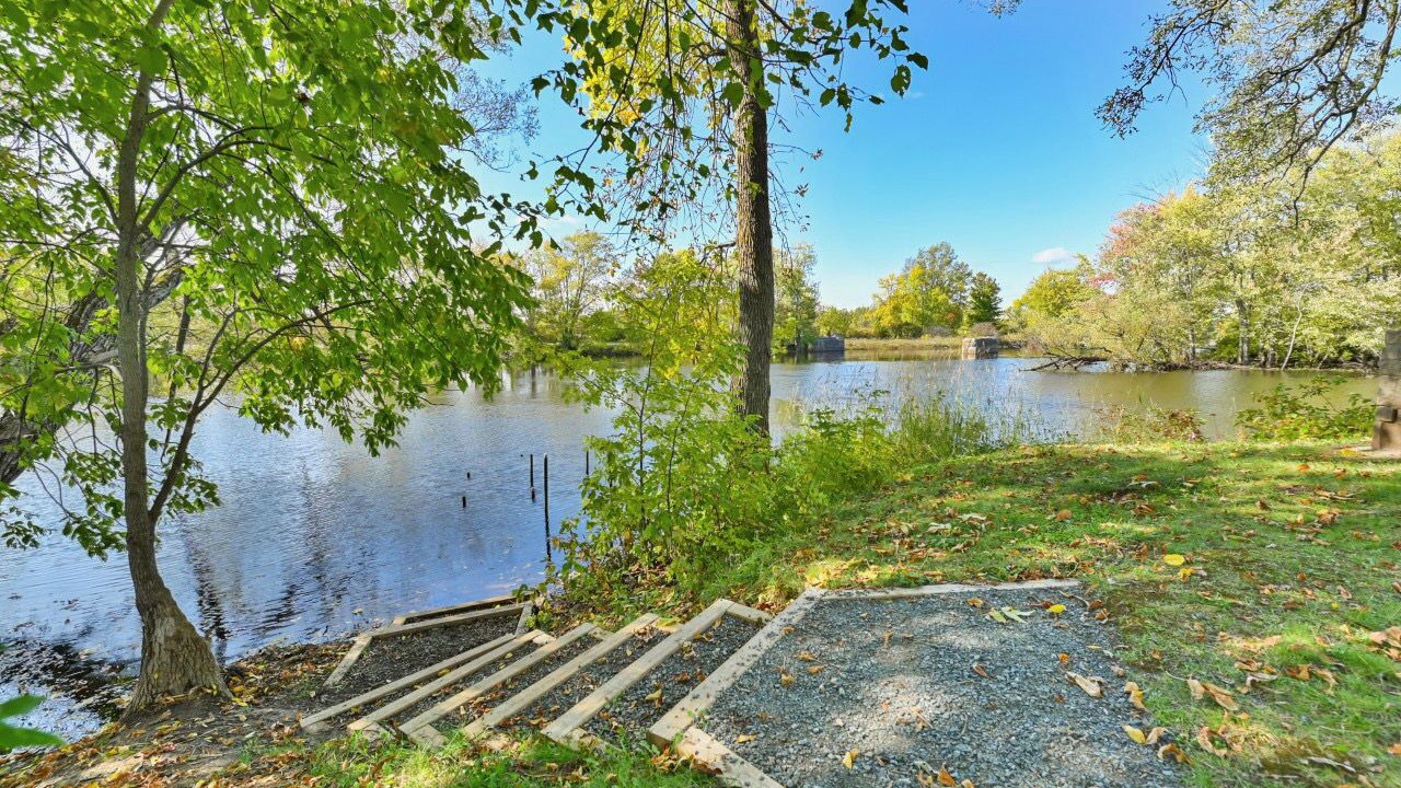 Photo of Outdoor in Tweed