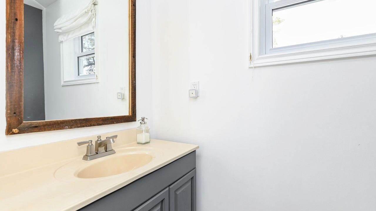 Photo of Bathroom in Tweed