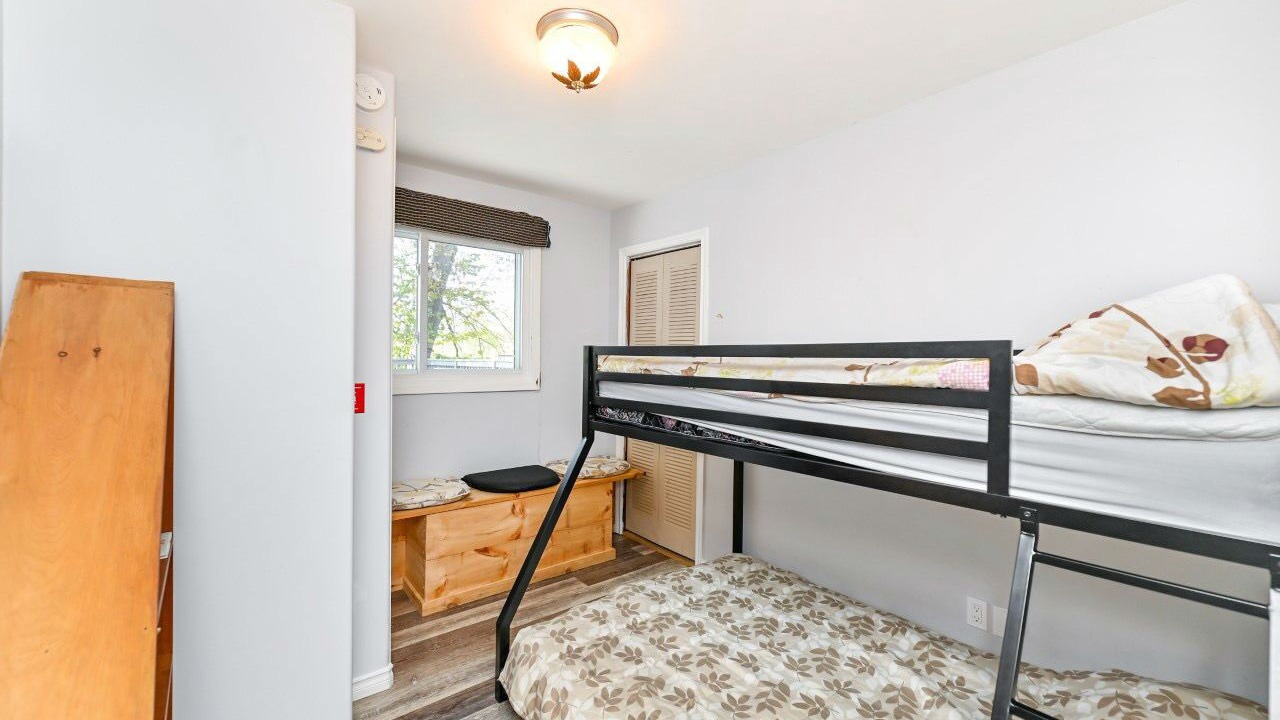 Photo of Bedroom in Tweed