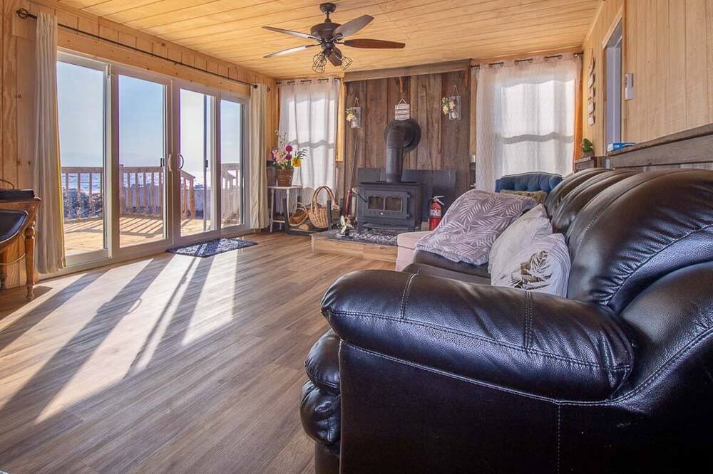 Photo of Bedroom in Long Point