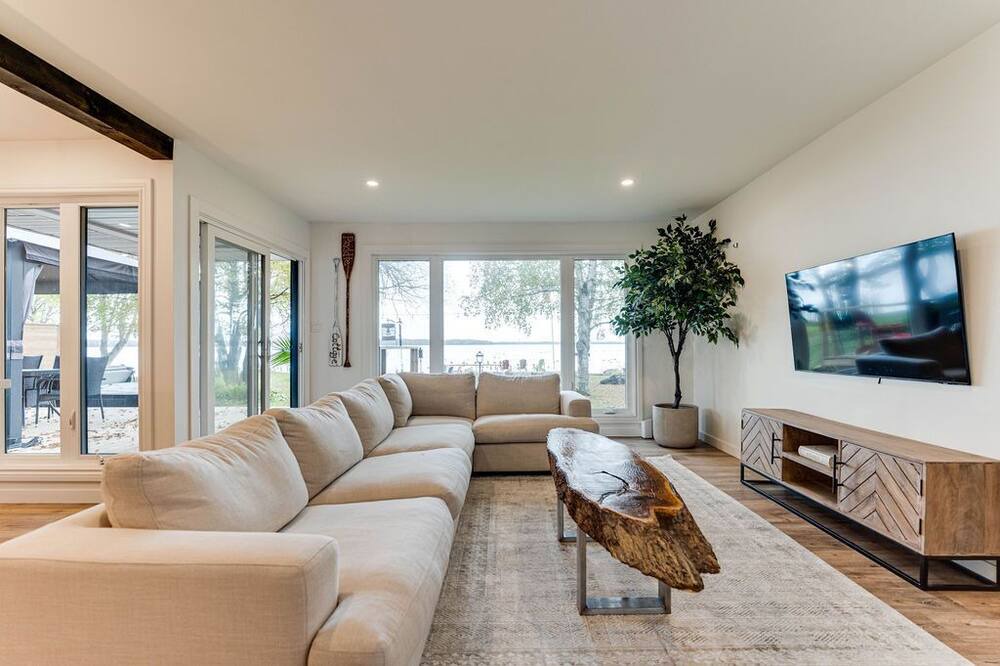 Photo of Livingroom in Cumberland Beach