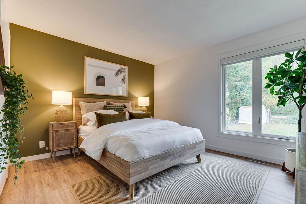 Photo of Bedroom in Cumberland Beach